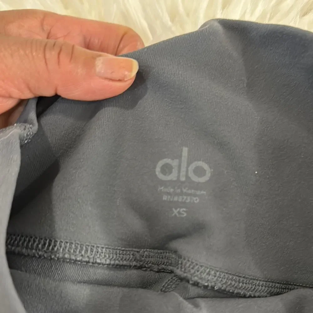 ALO Yoga stylish comfortable